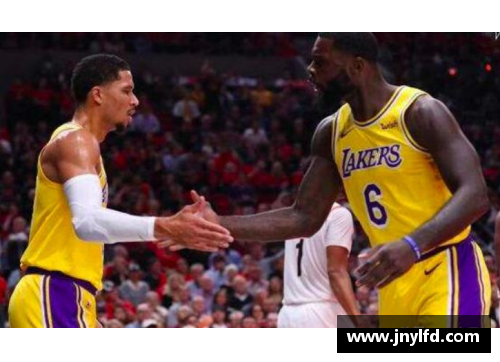 彩神Ⅴll大发不演了？湖人狂胜30分，詹眉拉爆发，库里砍25分，NBA裁判上热搜
